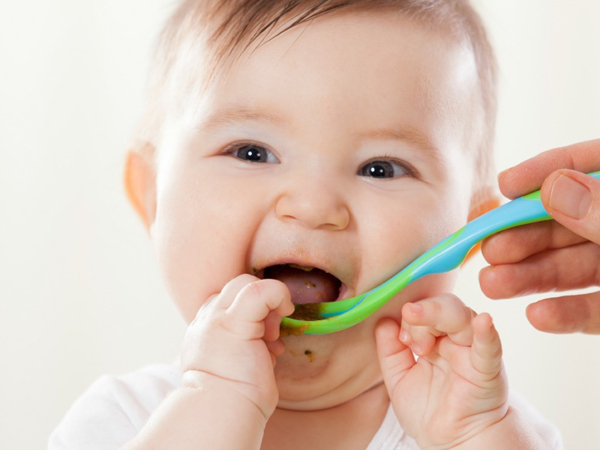 Có nên thêm gia vị vào đồ ăn cho trẻ nhỏ hay không?